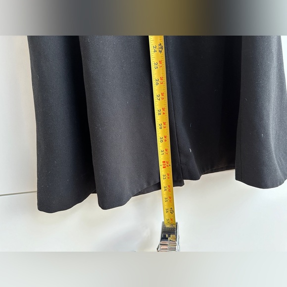 Vince Little Black Dress, pockets, size 8 - Picture 6 of 7